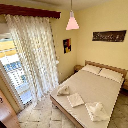 Mina Apartments Nea Kallikrateia Εξωτερικό φωτογραφία